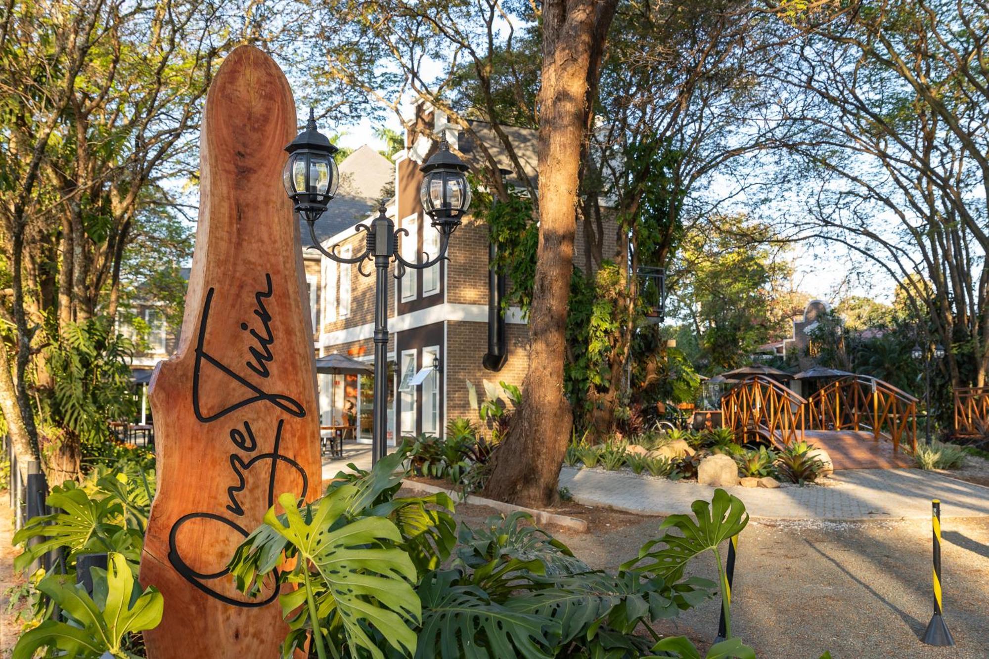Vilinha Tipica - Suite Onze Tuin - Entrada Com Senha - Somos Hospedagem Por Temporada Holambra Exteriér fotografie